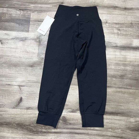 Lululemon Athletic Align HR Jogger Pants Crop Black NWT Women’s Size 2 - Picture 2 of 7